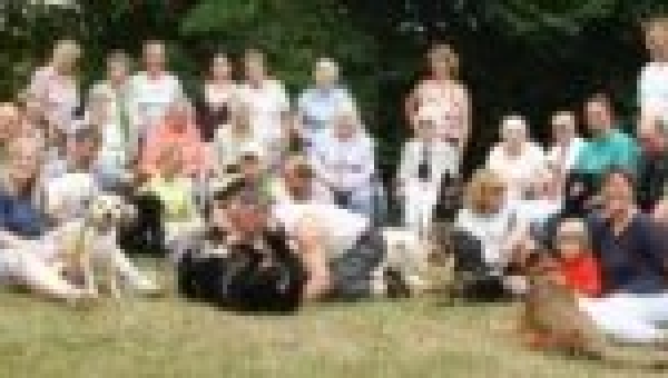 Sondervorstellung auf dem IRV- Hundeplatz