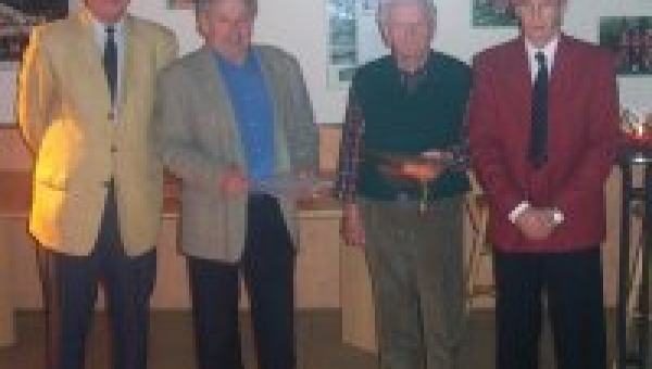 Weihnachtsfeier bei Rot-Weiß